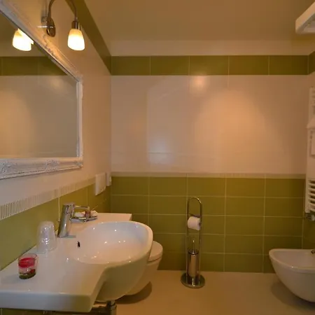 半柠檬酒店 2* 莫利亚诺威尼托